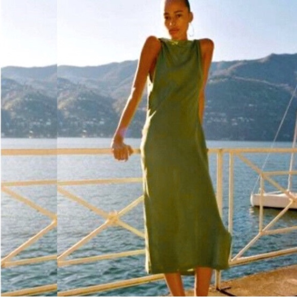 Zara Sleeveless Olive Midi Dress